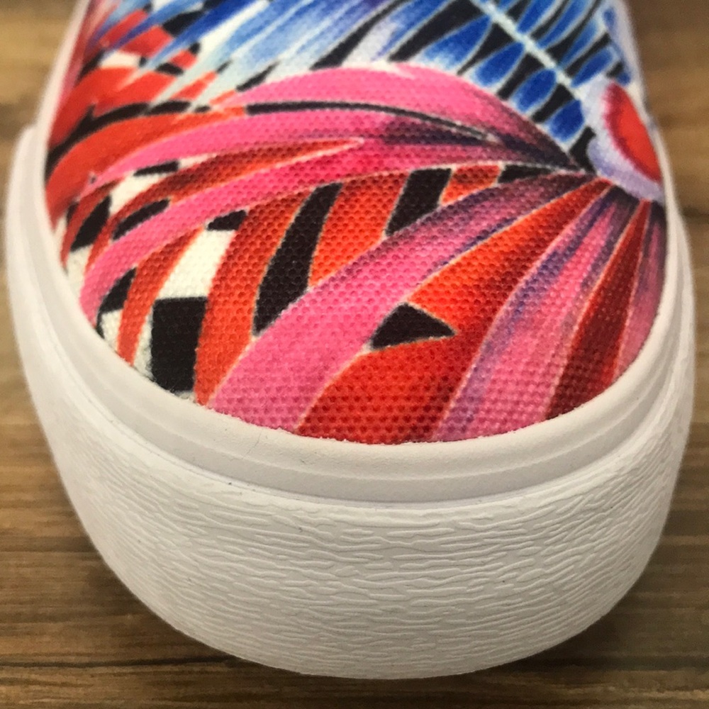 WMNS NIKE COURT ROYALE SLIP ON BRAND NEW - Picture 8 of 16